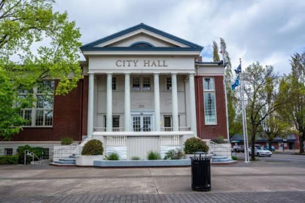Tax Uncertainty and Fixed Income: Why Municipal Bonds Could Be the Big Winner